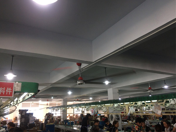 广东清远玩具厂厂房安装工业大风扇降温工程案例