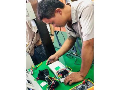 广东润东方环保空调工厂维修保养师傅技术培训